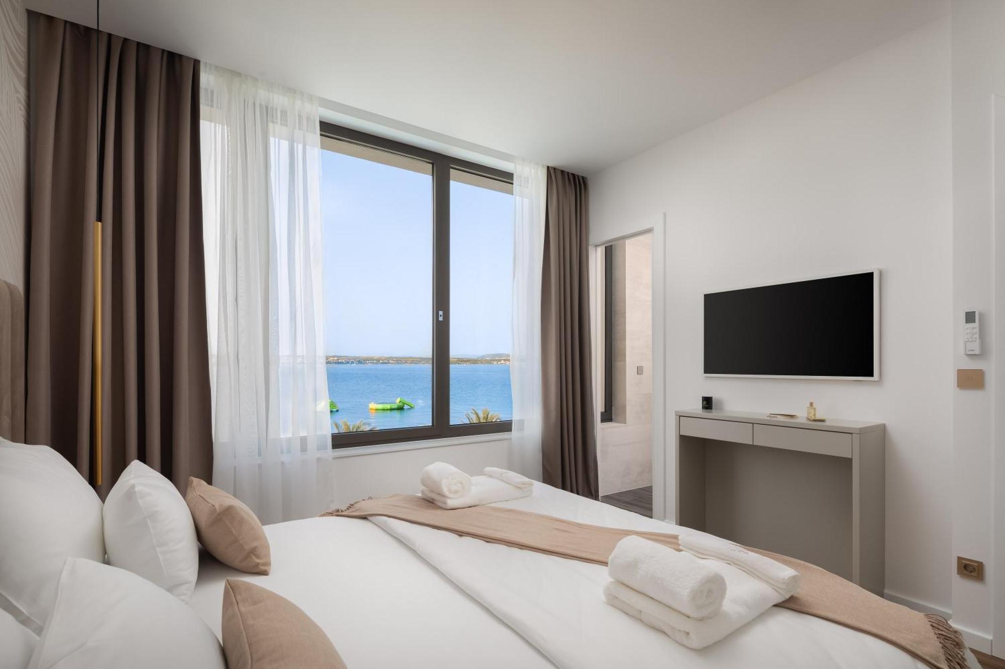 The Palms Vila Tkon